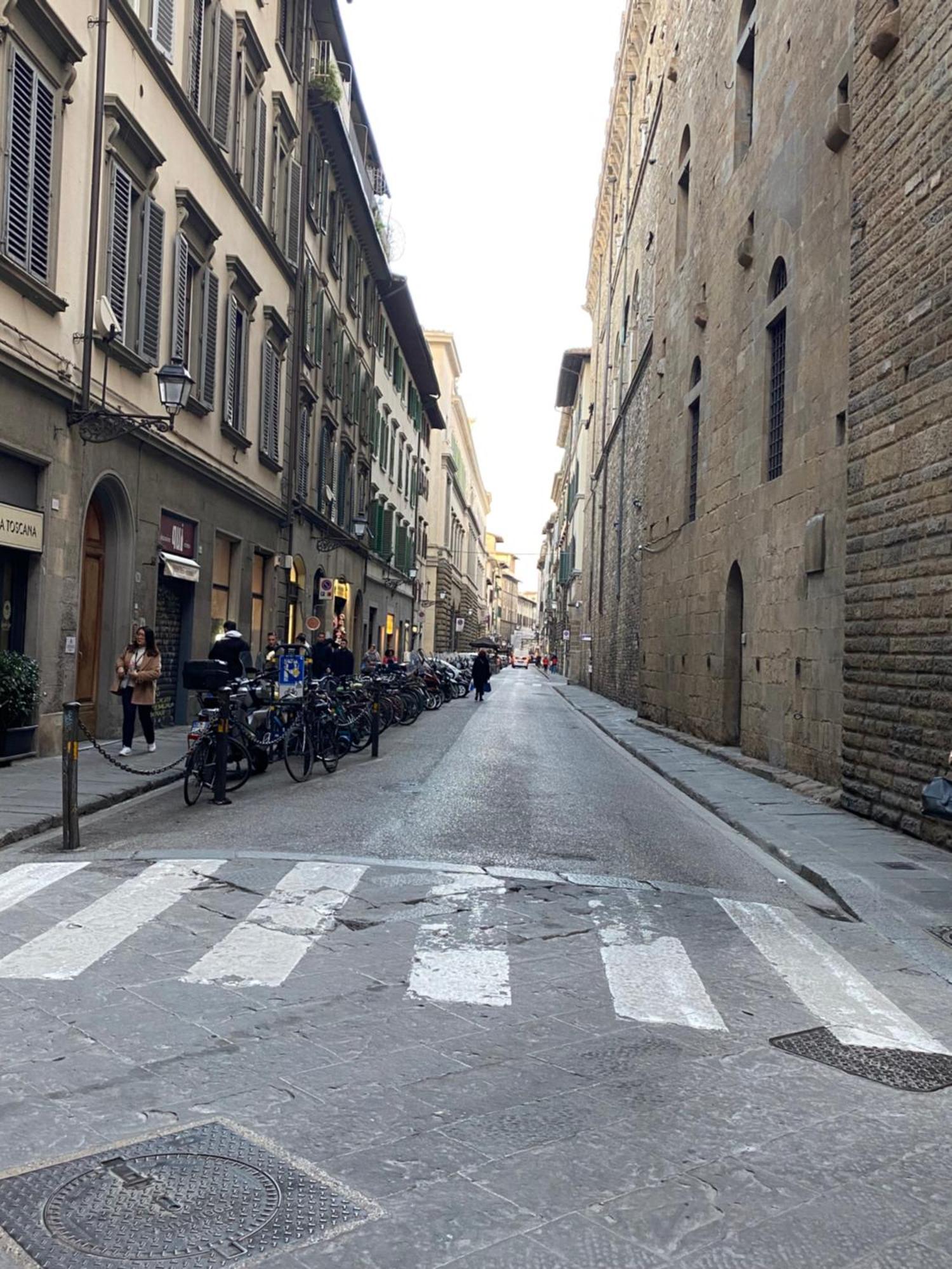 Un Bacio A Firenze Lägenhet Exteriör bild
